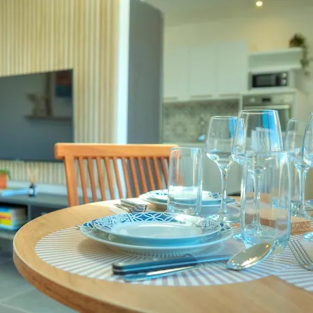 Apartment Charming, Modern 2bedroom With Sun Terrace Egue1-1